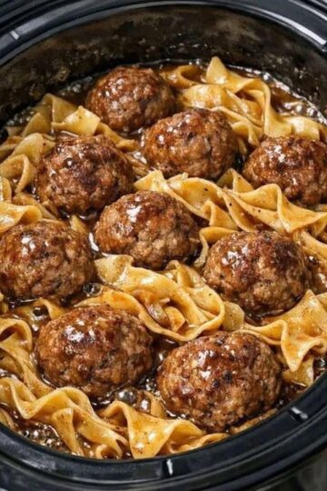 ALBÓNDIGAS SUECAS Y FIDEOS